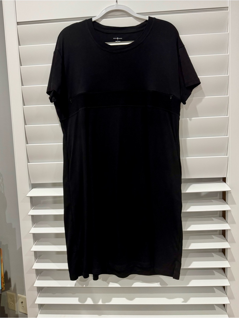 Movemama // Breastfeeding Invisible Zipper T-Shirt Dress